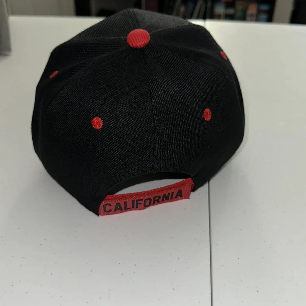 CA Floral Hat (California) - Picture 3 of 4